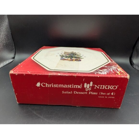Nikko CHRISTMASTIME Salad Dessert Plates Set of 4 in Box Octagon Dish 8" - Picture 3 of 8